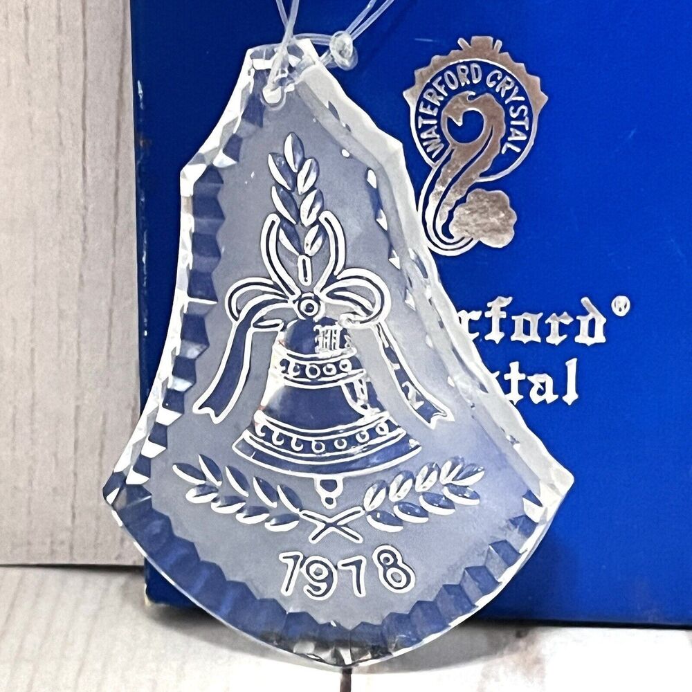 Vintage WATERFORD CRYSTAL ANNUAL 1978 ORNAMENT Christmas Bell